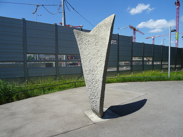 Kunststeinplastik 'Flamme' von Marie Strasser