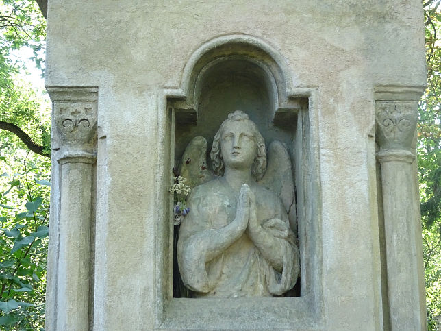 Yella Freiin von Spielmann