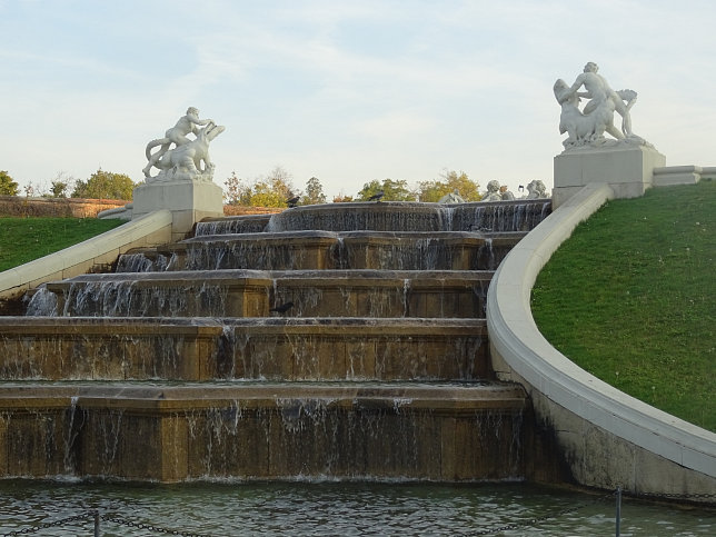 Kaskadenbrunnen, Schloss Belvedere
