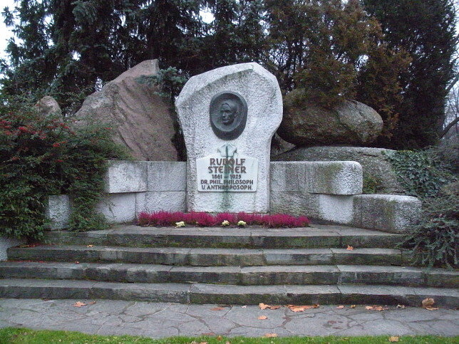 Rudolf Steiner Denkmal