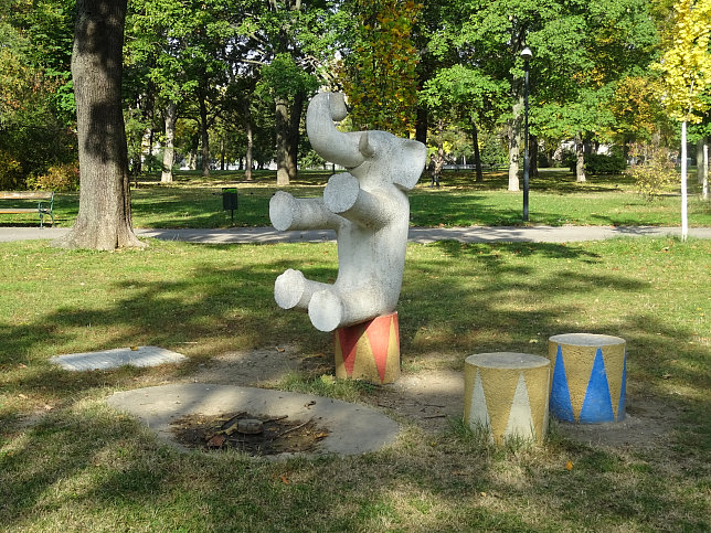 Elefanten-Skulptur
