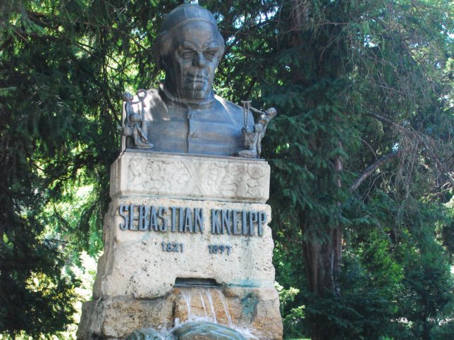 Sebastian Kneipp Denkmal im Stadtpark