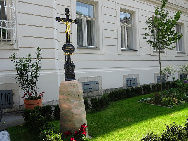 Kreuz beim Kreuzherrenhof