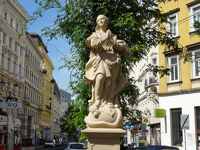 Maria-Immaculata-Statue (Irene-Harand-Platz)