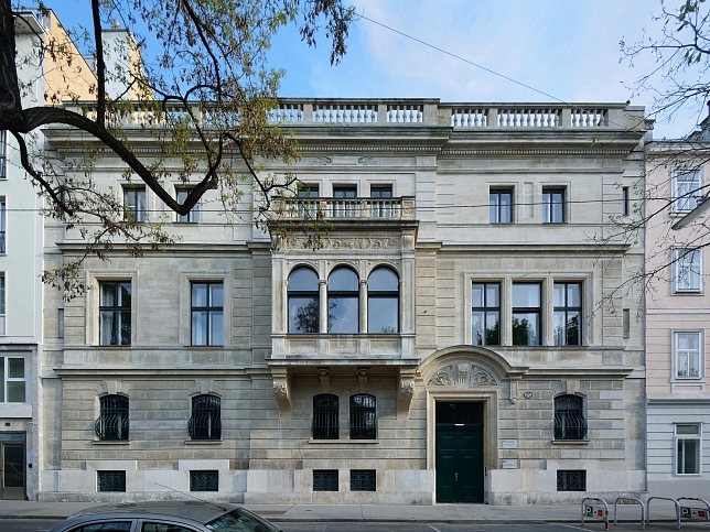 Palais Bhler