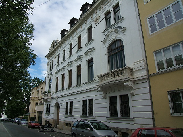 Palais Isbary