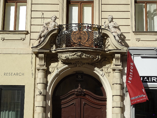 Pilgramgasse 8