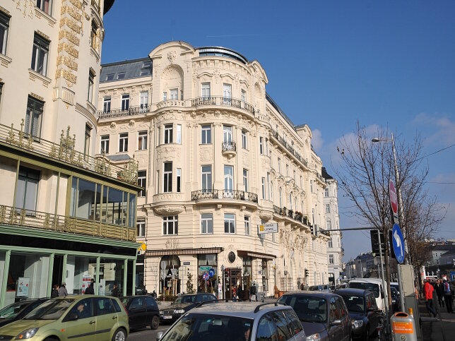Caf Savoy