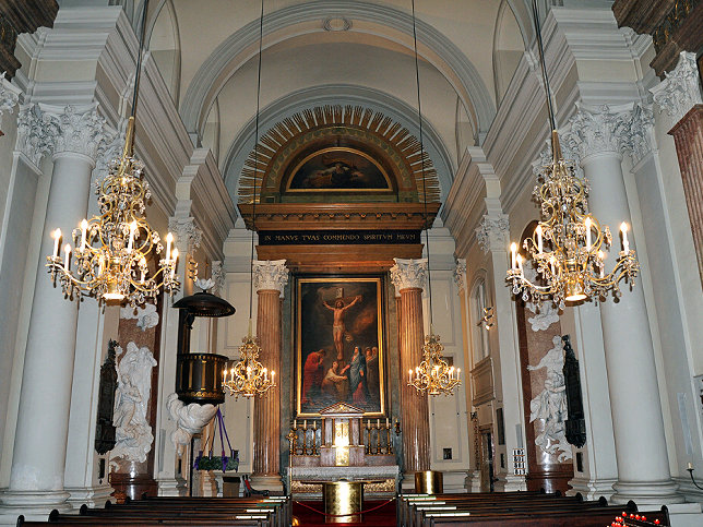 Stiftskirche, Inneres