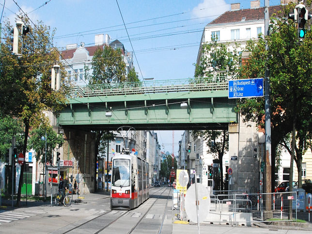 Brcken ber die Ottakringer Strae
