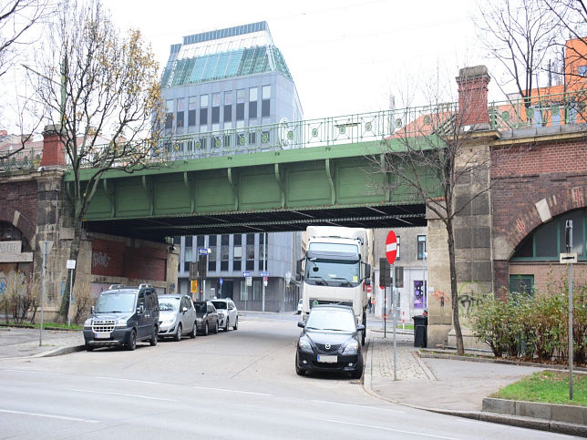 Br�cken �ber die Thelemangasse