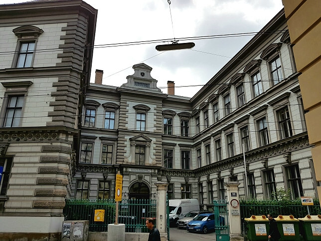 Palais Strozzi
