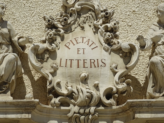 Piaristengymnasium, Gedenktafel Anton Wildgans