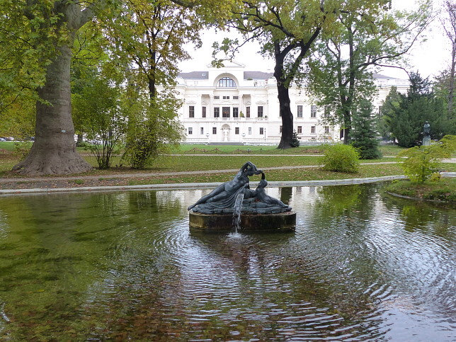 Brunnen im Liechtensteinpark
