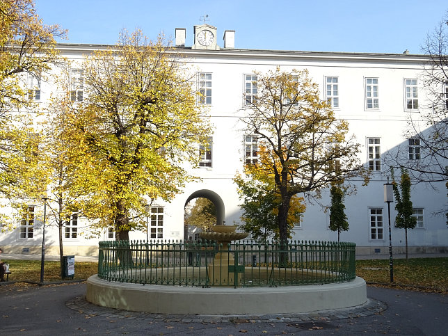 Zierbrunnen 45128 im Universittscampus