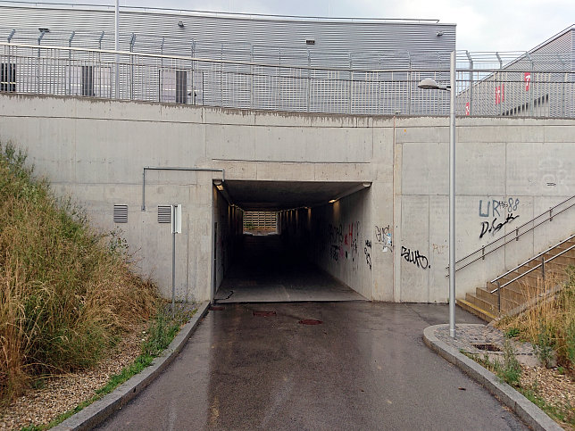 Unterfahrung Alma-Ros�-Gasse