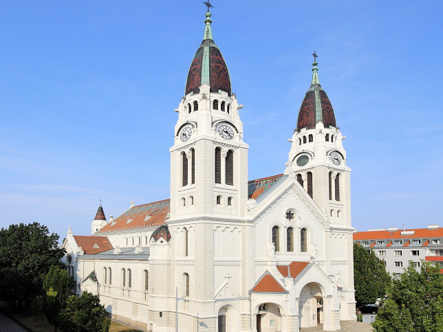 Pfarrkirche Neusimmering