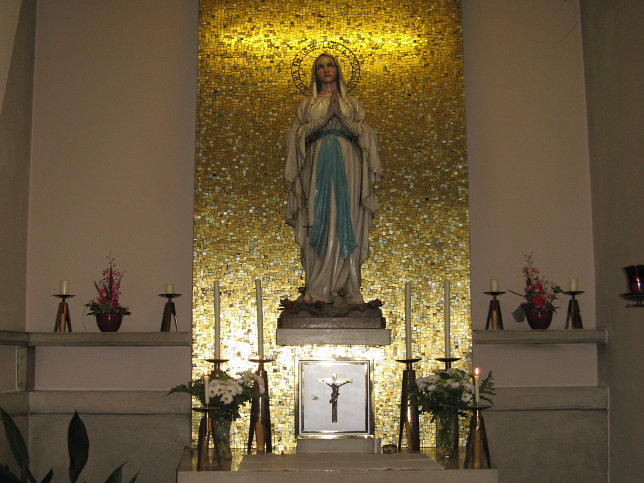 Kirche Maria Lourdes