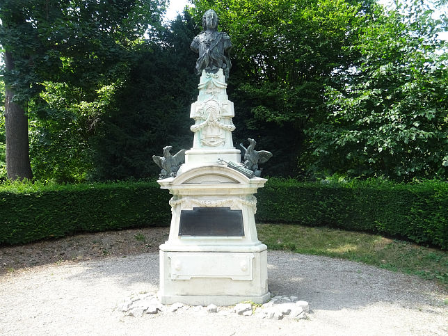 Schloss Schnbrunn, Denkmal Kaiser Franz I. Stephan (44)