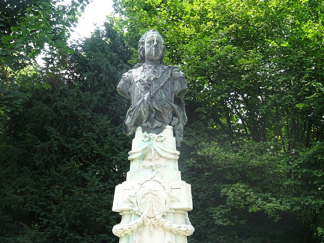 Schloss Schnbrunn, Denkmal Kaiser Franz I. Stephan (44)