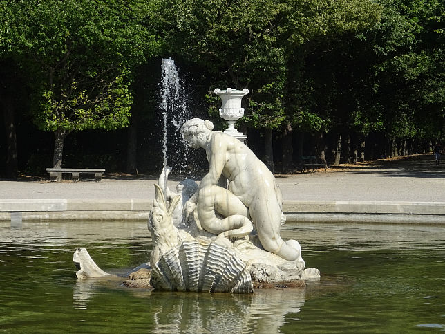 stlicher Najadenbrunnen (Rundbassin)