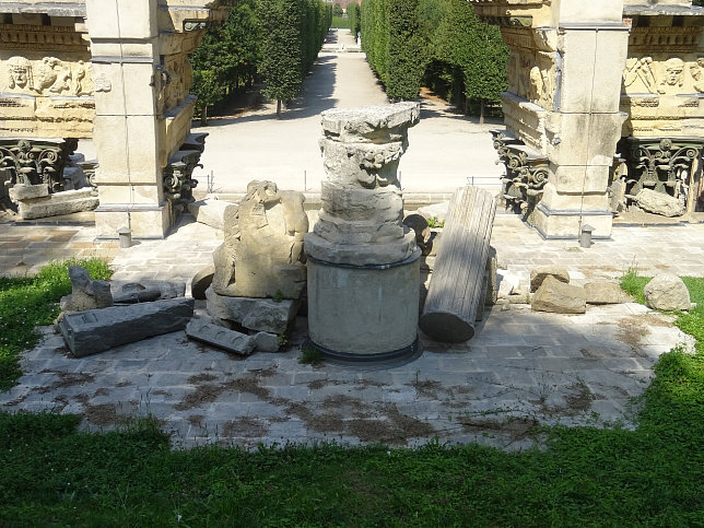 Rmische Ruine (Rckseite)