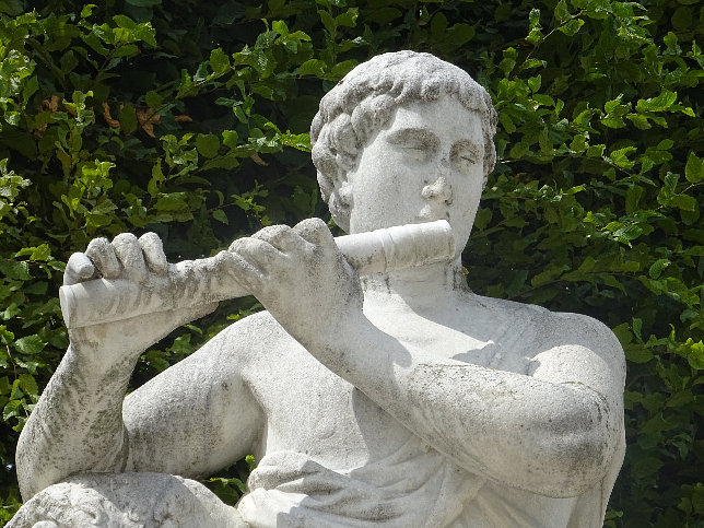 Schloss Schnbrunn, Statue Merkur (18)