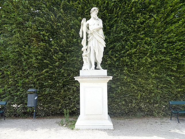 Schloss Schnbrunn, Statue Aeskulap (21)