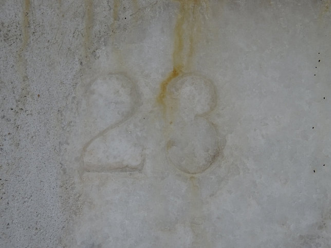 Schloss Sch�nbrunn, Statue Priesterin der Ceres (23)