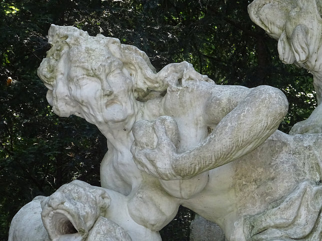 Schloss Sch�nbrunn, Statue Herkules (40)