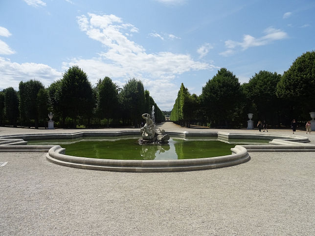 Westlicher Najadenbrunnen (Sternbassin)