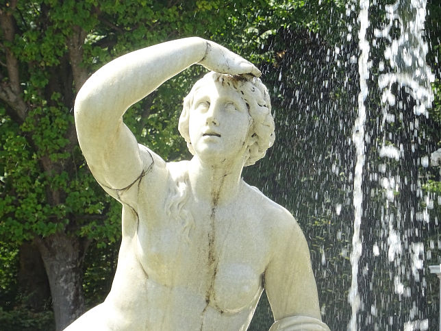 Westlicher Najadenbrunnen (Sternbassin)