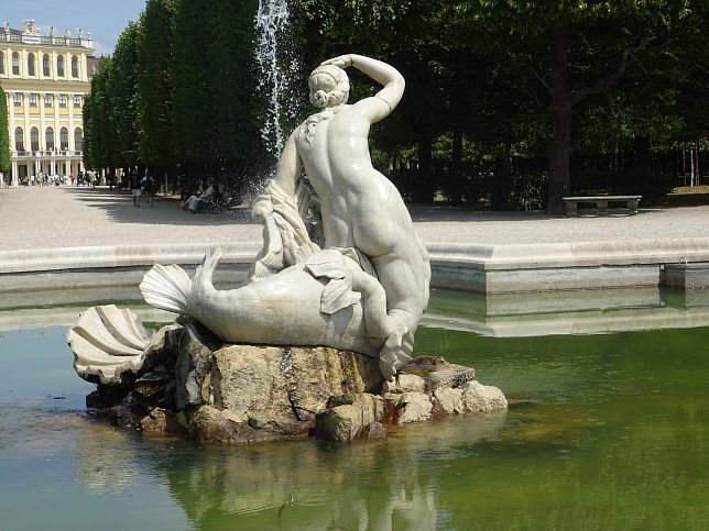 Westlicher Najadenbrunnen (Sternbassin)