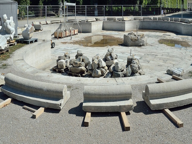 Westlicher Najadenbrunnen (Sternbassin)