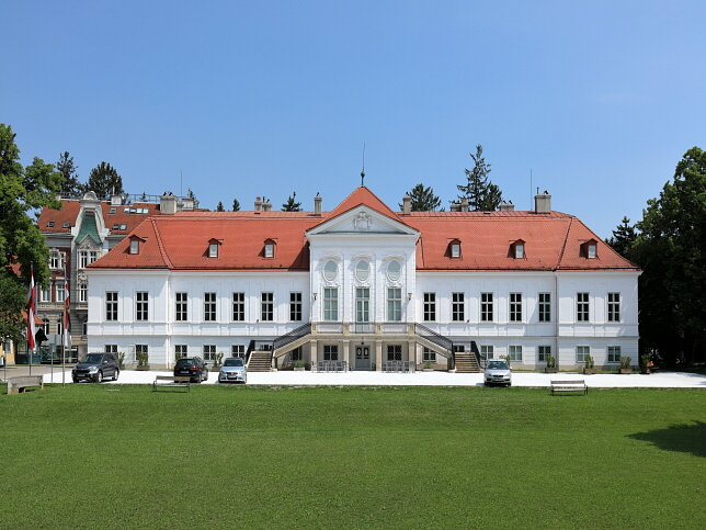 Schloss Miller-Aichholz