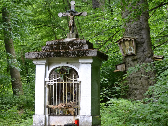 Waldandacht nach der Wurzbachtalgasse 43