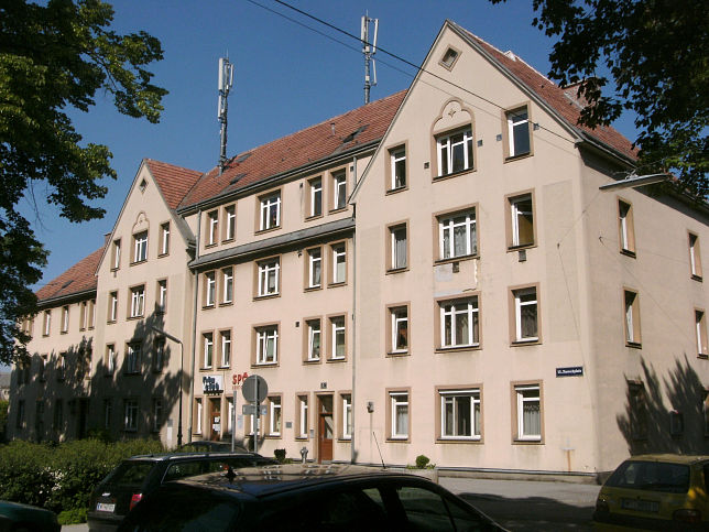 Schmelz, Mareschplatz 5-5a