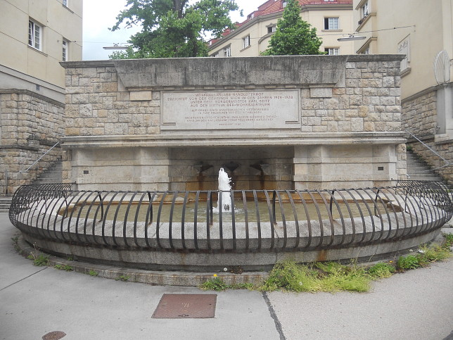Matteotti-Brunnen