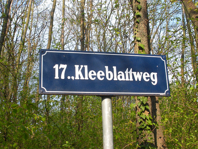 Kleeblattweg