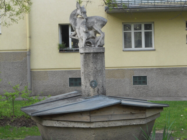 Brunnen im Rudolf-Sigmund-Hof