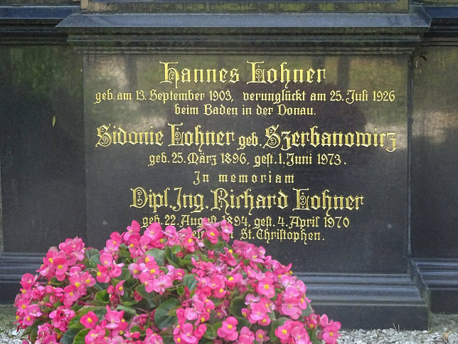 Grab der Familie Lohner