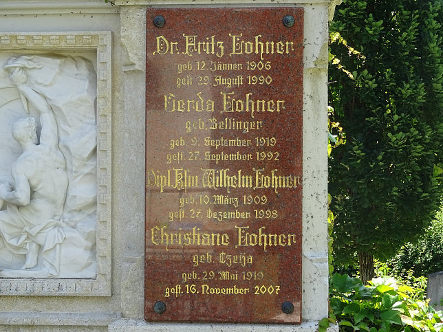 Grab der Familie Lohner