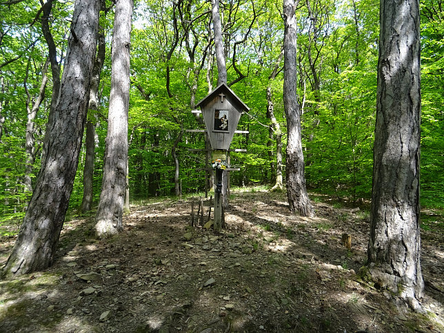 Kreuz im Dorotheerwald