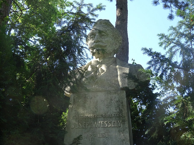 Joseph-Wessely-Denkmal