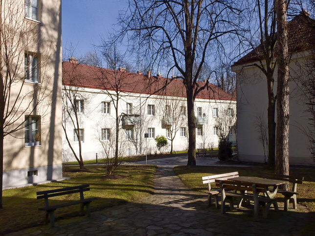 Julius-Deutsch-Hof