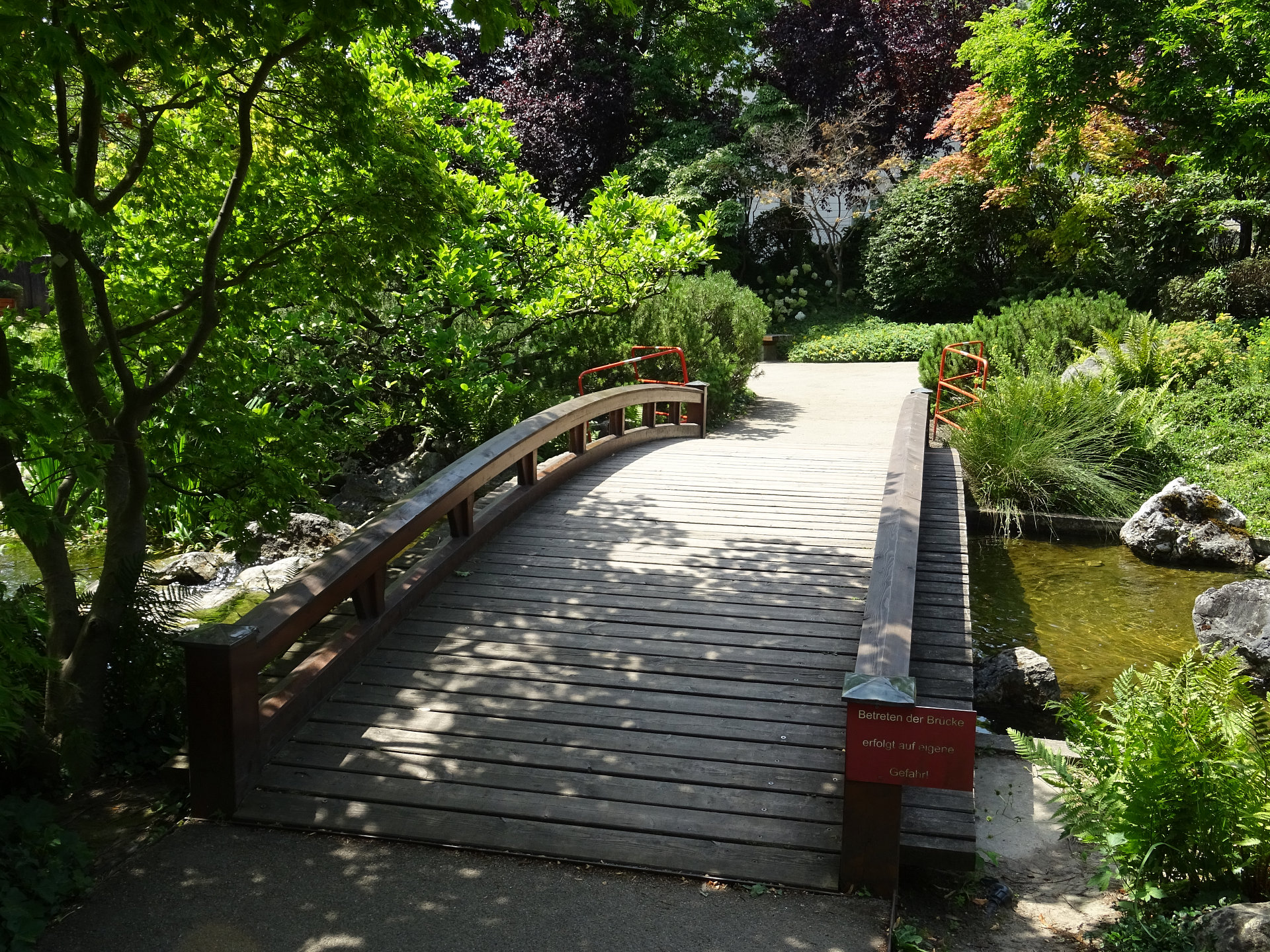 Wien Brücken Steg im Japanischen Garten, Pagodensteg