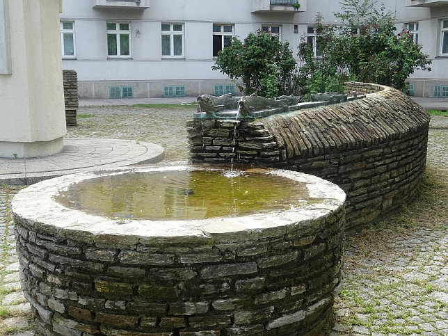 Gregor-Mendel-Denkmal