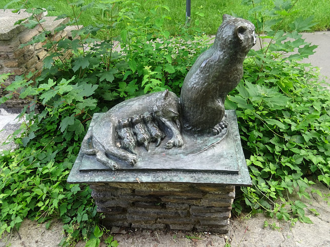 Gregor-Mendel-Denkmal