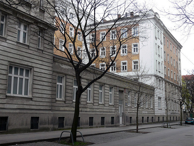 Mnnerwohnheim