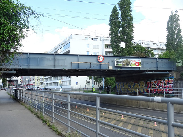 Stromstrae Eisenbahnbrcke